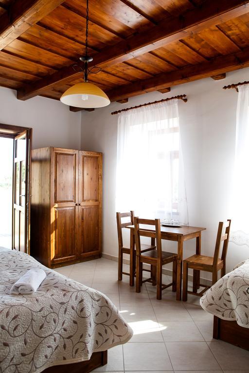 Katica Vendeghaz Hotel Tarcal Room photo